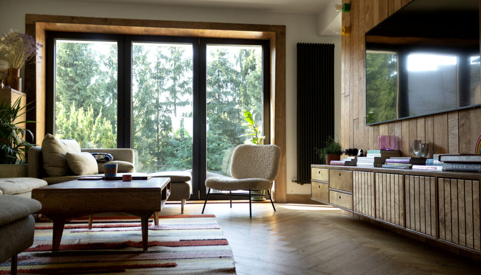 mid century modern vintage bauhaus eclectic plywood living room sklejka sklejki boazeria szafka rtv ryflowane paneling