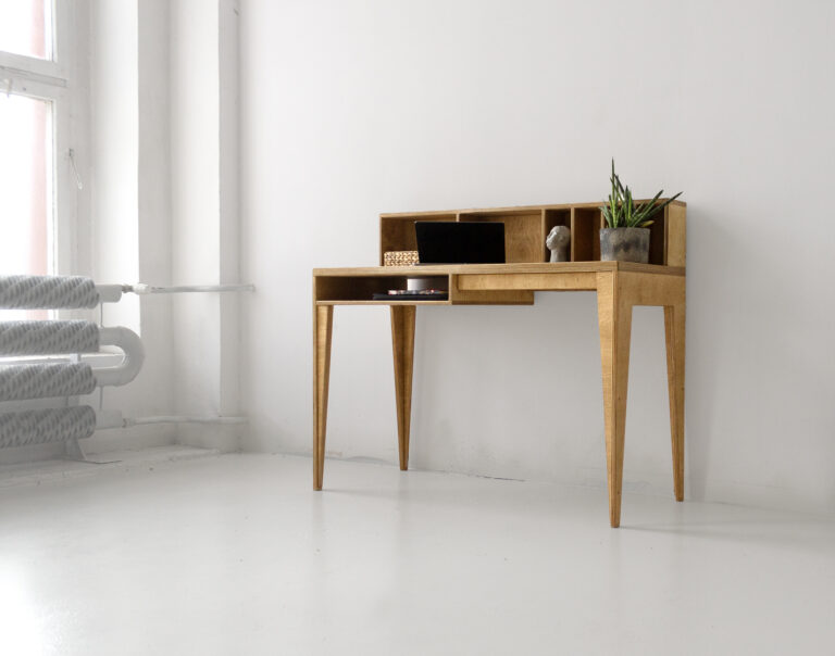 desk biurko plywood sklejka sklejki modern minimal mid century oak dębowe