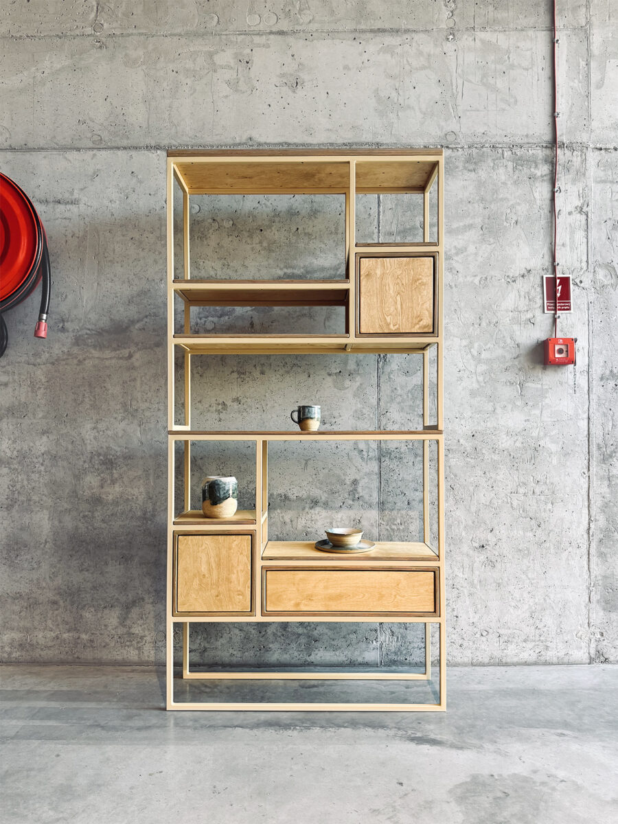 sklejka plywood metal wood drewno loft minimal regał bookcase shelf shelving unit